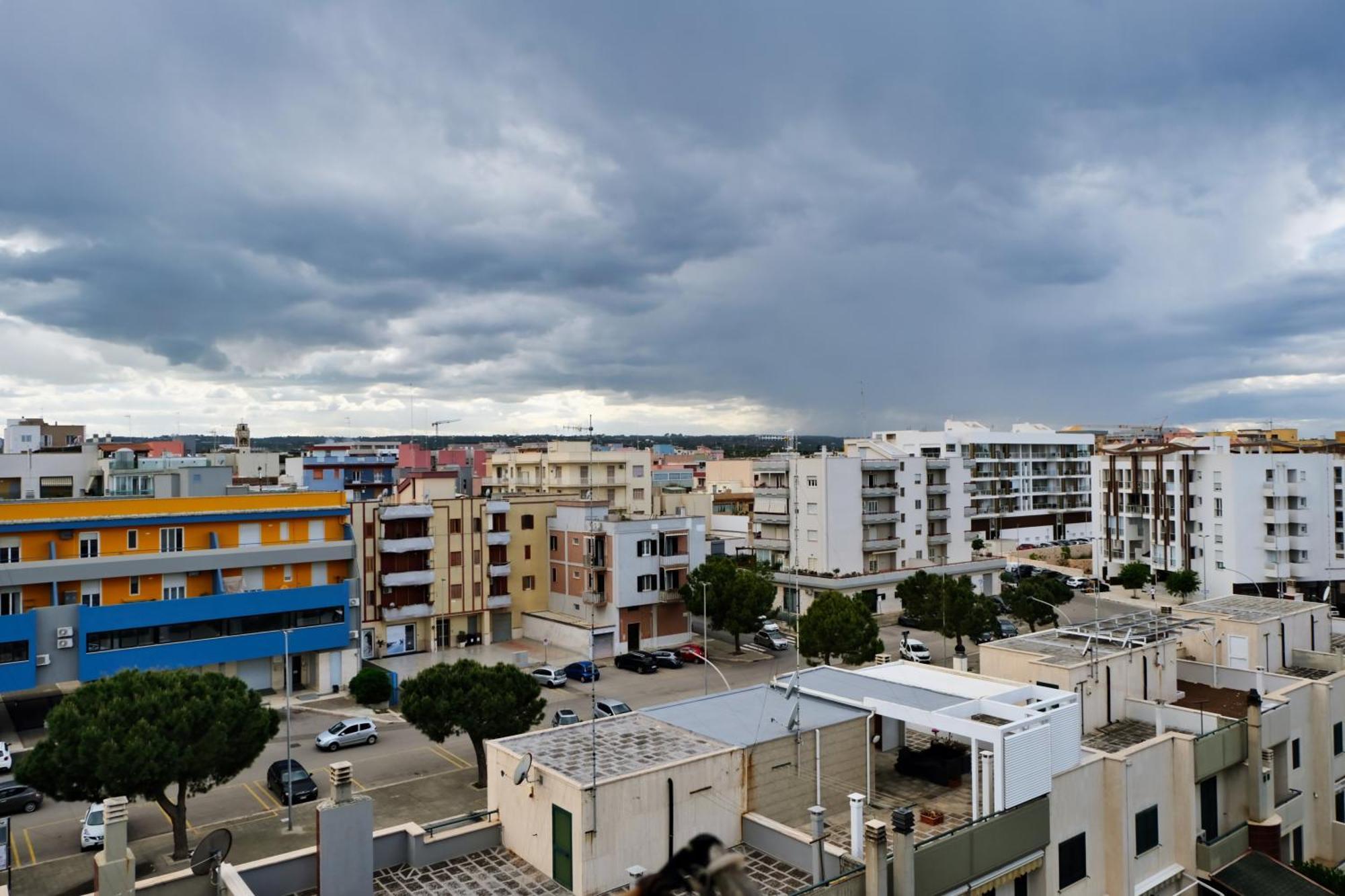 Mare Mary - Appartamento Vista Mare A Monopoli Zewnętrze zdjęcie